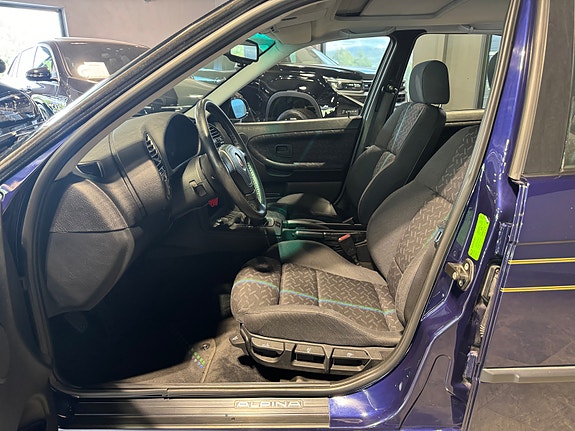 Alpina B8 10 of 20
