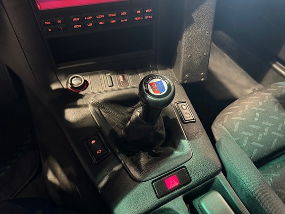 Alpina B8 12 of 20