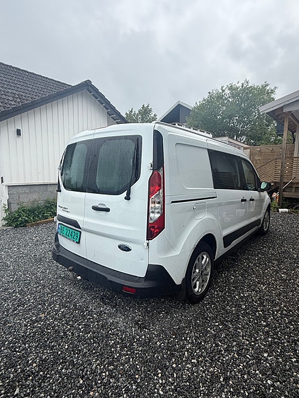 Ford Transit Connect 3 of 5