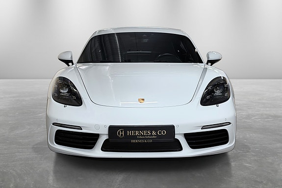 Porsche 718 Cayman S 4 of 5