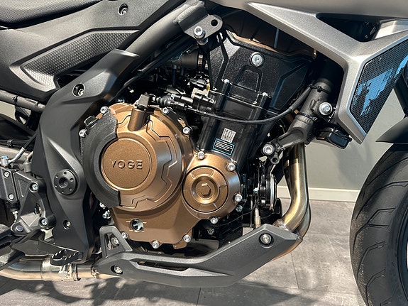 VOGE 625 R 28 of 30