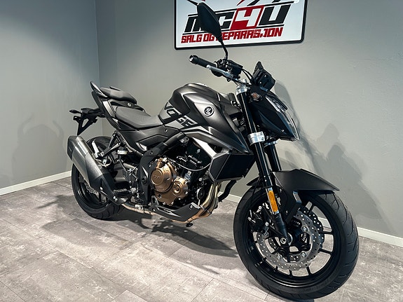 VOGE 625 R 4 of 5