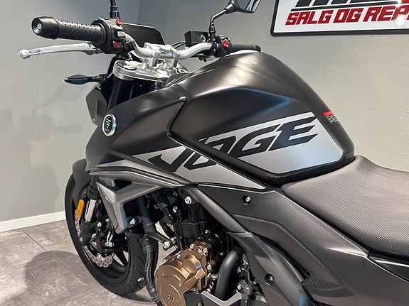 VOGE 625 R 20 of 30