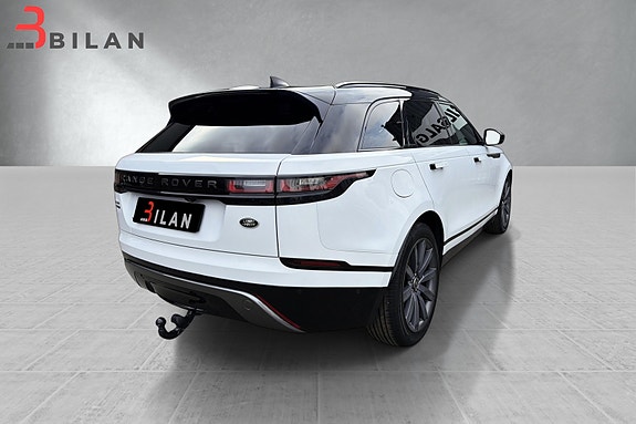 Land Rover Range Rover Velar 15 of 30
