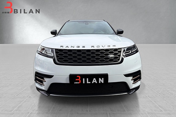 Land Rover Range Rover Velar 23 of 30