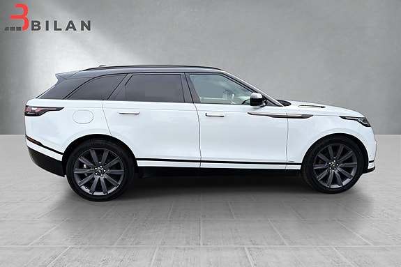 Land Rover Range Rover Velar 18 of 30