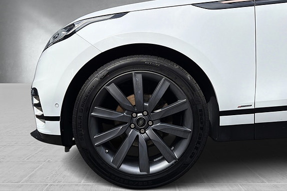 Land Rover Range Rover Velar 5 of 30