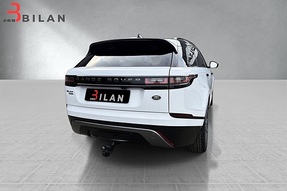 Land Rover Range Rover Velar 14 of 30