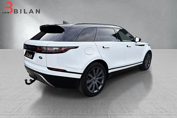 Land Rover Range Rover Velar 16 of 30
