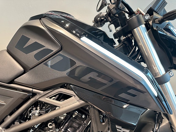 VOGE 125R 20 of 30
