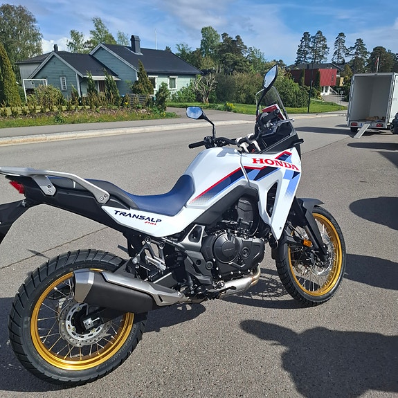 Honda XL 750 Transalp 3 of 5