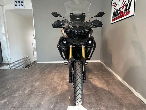 VOGE DS625X 2 of 5
