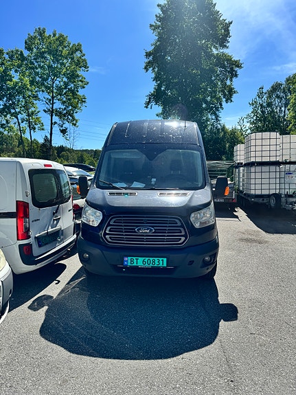 Ford Transit 4 of 5