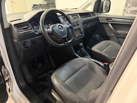 Volkswagen Caddy Maxi 9 of 21