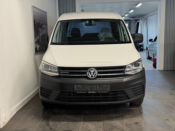 Volkswagen Caddy Maxi 8 of 21