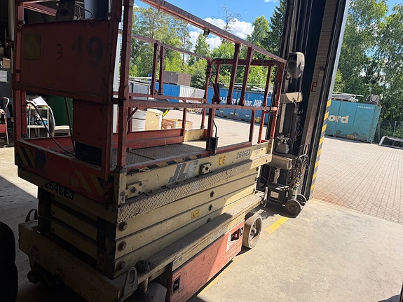 JLG 2646E3