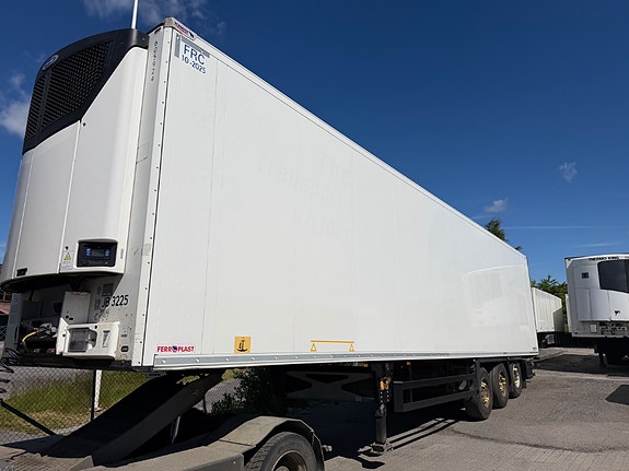 Schmitz CARGOBULL