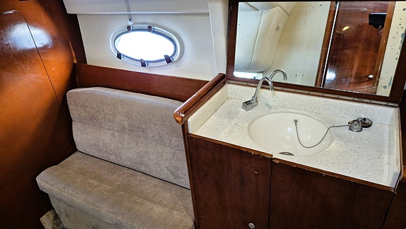 KLASSIKER: Princess V 42 - 590 timer etter overhaling - Autopilot- GI BUD! 19 of 30