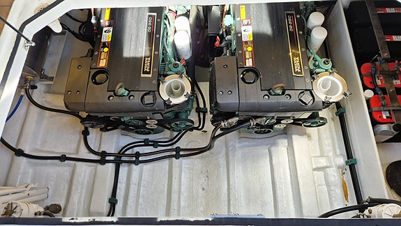 KLASSIKER: Princess V 42 - 590 timer etter overhaling - Autopilot- GI BUD! 26 of 30