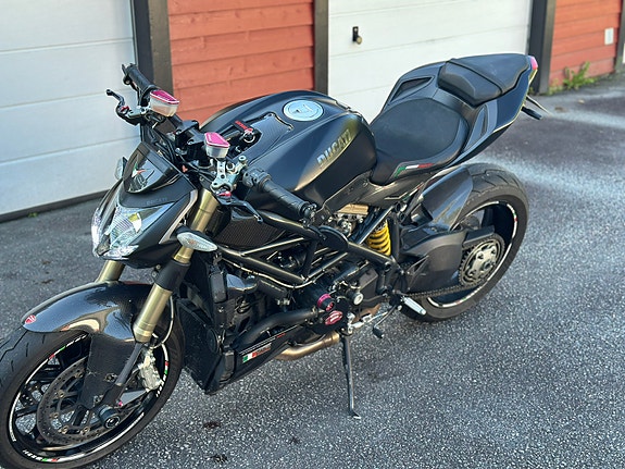 Ducati Streetfighter 848 3 of 29