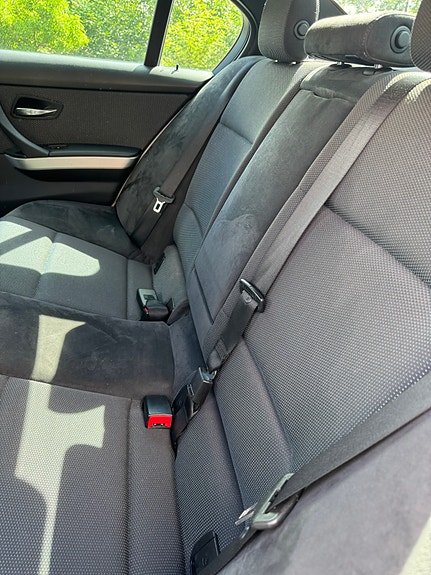BMW 325i 19 of 30