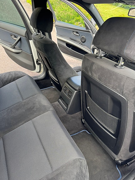BMW 325i 29 of 30