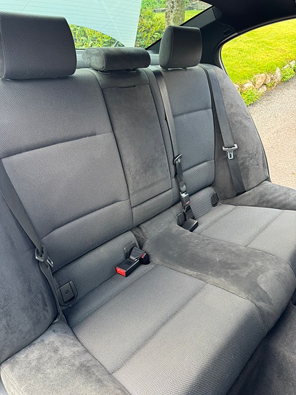 BMW 325i 28 of 30