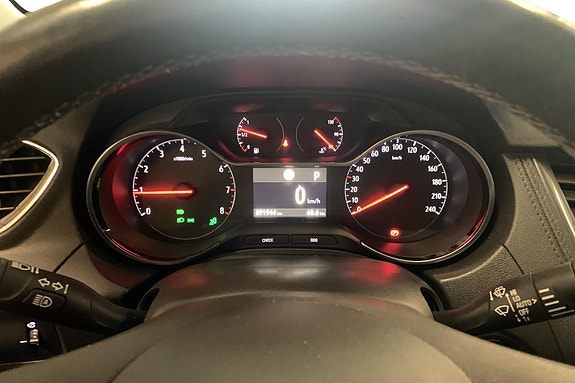 Opel Grandland X 10 of 24