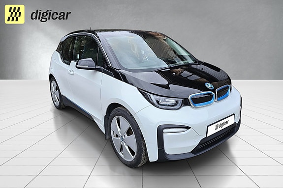 BMW i3 3 of 5