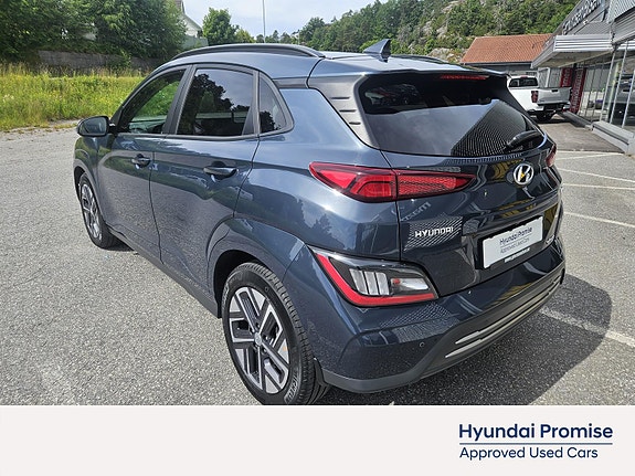 Hyundai Kona 3 of 5