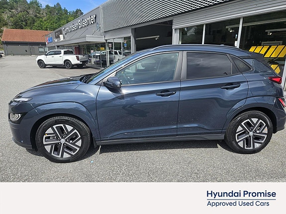 Hyundai Kona 2 of 5