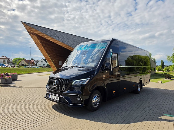 Mercedes-Benz SPRINTER 2 of 5