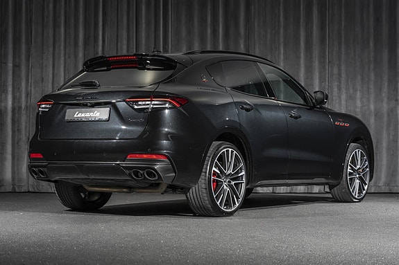 Maserati Levante 5 of 5