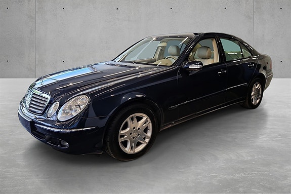 Mercedes-Benz E220 d 4 of 5