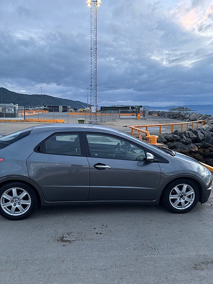 Honda Civic 7 of 25