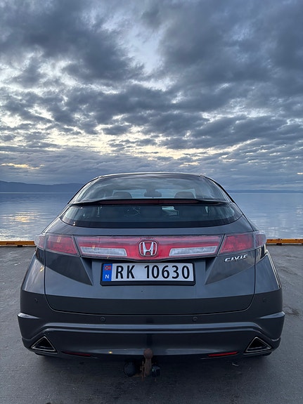 Honda Civic 4 of 5
