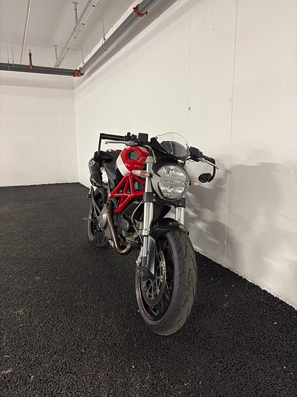 Ducati Monster 796 ABS 4 of 5