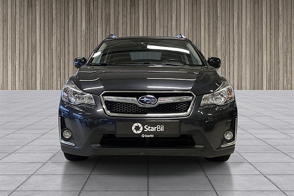 Subaru XV 2 of 5