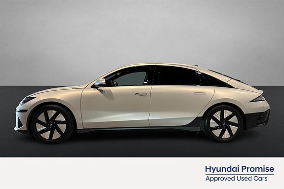 Hyundai Ioniq 6 4 of 5