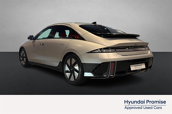 Hyundai Ioniq 6 5 of 5