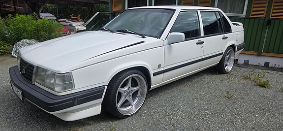 Volvo 940 3 of 5