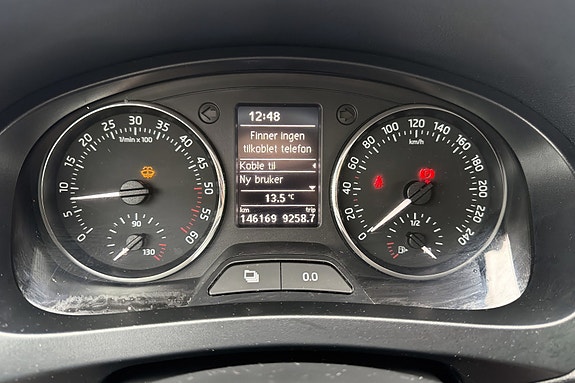 Skoda Rapid 12 of 18