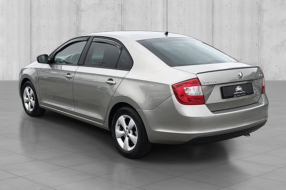 Skoda Rapid 4 of 5