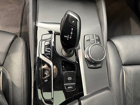 BMW 530e 23 of 30