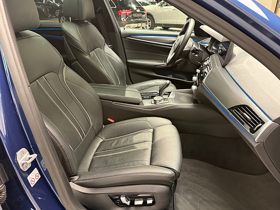 BMW 530e 14 of 30