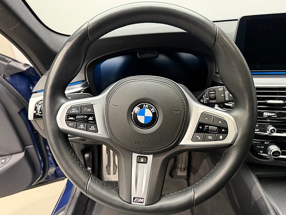 BMW 530e 22 of 30