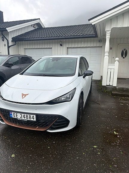 Cupra Born 5 of 7