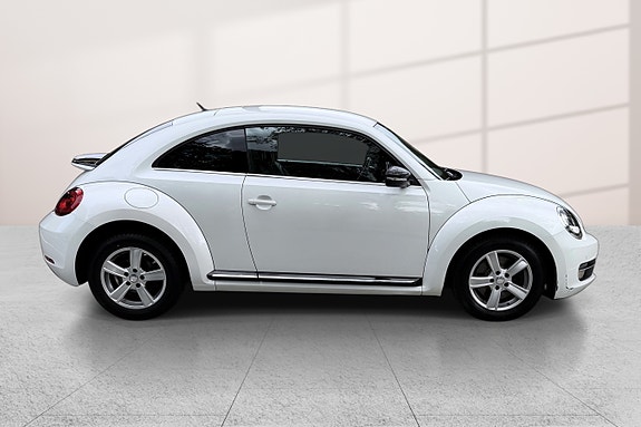 Volkswagen Beetle 4 of 16