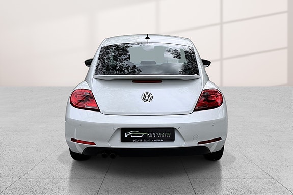 Volkswagen Beetle 6 of 16