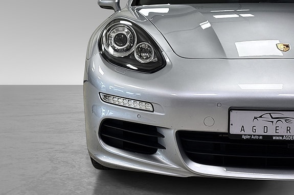 Porsche Panamera 7 of 30